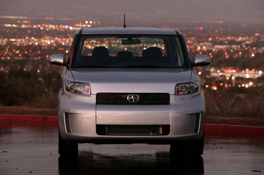  Scion xB 2007 года  (фото 117 из 221)